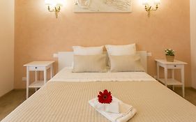Amedeo Apartment